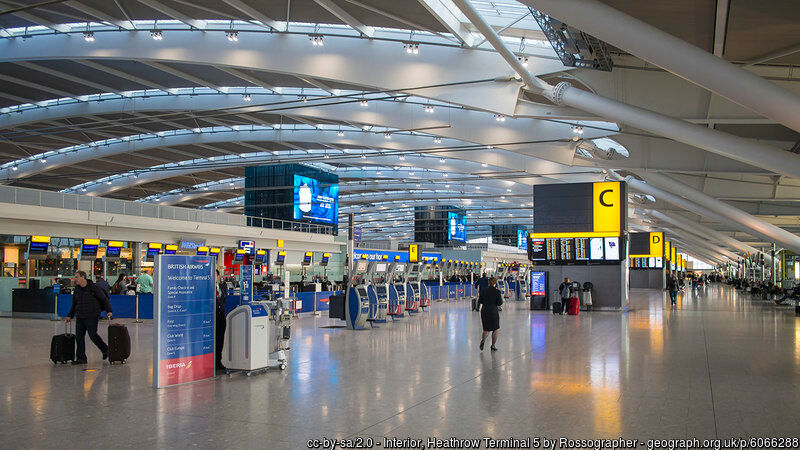 1300 Heathrow workers win London Living Wage pay boost after GMB Union campaign